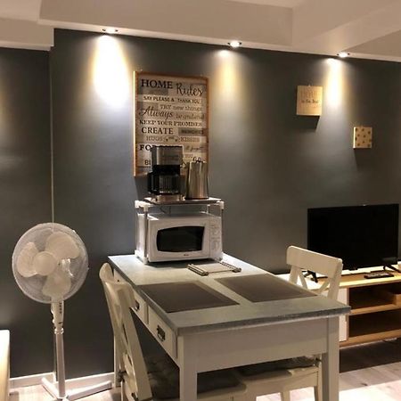 Cosy Studio Proche Palais Des Papes Авиньон Екстериор снимка