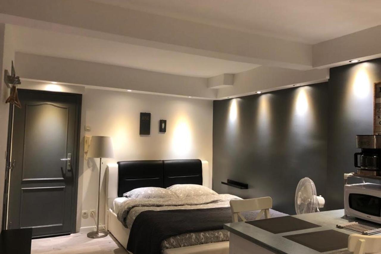 Cosy Studio Proche Palais Des Papes Авиньон Екстериор снимка
